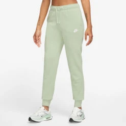 Nike New Sportswear Club Fleece Training Pants Women 10 Nike New Sportswear Club Fleece Training Pants Women -Wilson Store 57377000 13